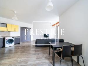 Prodej bytu 2+kk, Praha - Zličín, Hevlínská, 65 m2