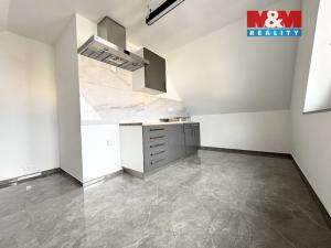 Pronájem bytu 2+1, Velešín, Družstevní, 76 m2