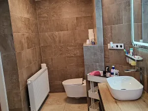 Prodej rodinného domu, Jindřichovice pod Smrkem, 205 m2