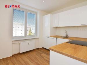 Pronájem bytu 3+1, Praha - Žižkov, Biskupcova, 78 m2