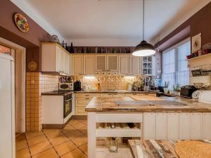 Prodej rodinného domu, Suchdol nad Lužnicí, Pražská, 180 m2