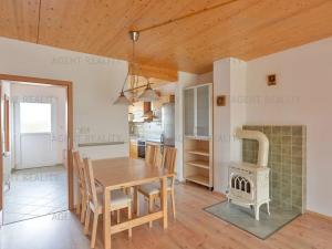 Prodej rodinného domu, Rudná, Jižní, 250 m2