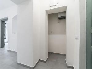 Pronájem obchodního prostoru, Praha - Žižkov, Ježkova, 64 m2