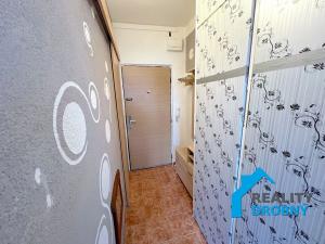 Pronájem bytu 1+1, Děčín, Na Valech, 34 m2