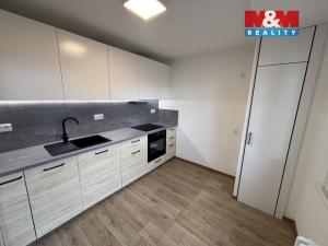 Pronájem bytu 2+1, Opava - Kateřinky, Edvarda Beneše, 51 m2