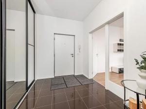 Pronájem bytu 2+kk, Praha - Hlubočepy, Silurská, 81 m2