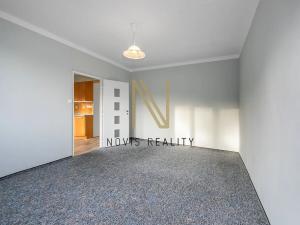 Pronájem bytu 1+1, Klatovy, Pod Hůrkou, 35 m2