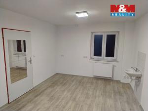 Pronájem obchodního prostoru, Kravaře, Opavská, 23 m2