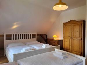 Pronájem rodinného domu, Mírová pod Kozákovem - Hrachovice, 140 m2