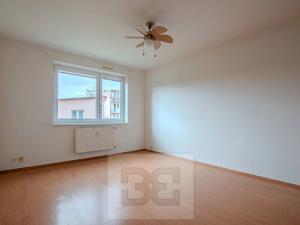 Pronájem bytu 2+kk, Praha - Záběhlice, Záběhlická, 54 m2