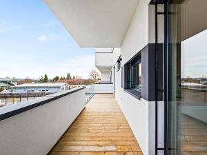 Pronájem bytu 2+kk, Praha - Troja, Pod Hrachovkou, 45 m2