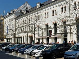 Pronájem kanceláře, Praha - Holešovice, U průhonu, 500 m2