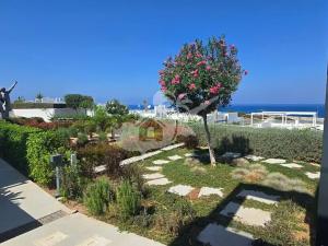 Prodej bytu 2+1, Agios Amvrosios Keryneias, Kypr, 83 m2