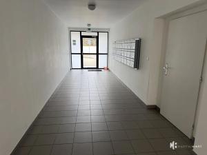 Pronájem bytu 2+kk, Praha - Hostavice, U Hostavického potoka, 55 m2