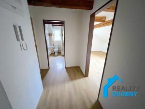 Pronájem bytu 1+1, Děčín, Saská, 28 m2