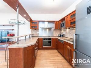 Pronájem bytu 3+kk, Praha - Liboc, Naardenská, 100 m2