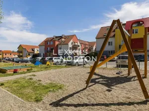 Prodej rodinného domu, Jinočany, Emy Destinové, 157 m2