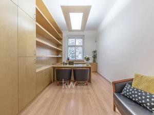 Pronájem kanceláře, Praha - Bubeneč, Jana Zajíce, 270 m2