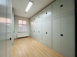 Pronájem kanceláře, Praha - Bubeneč, Jana Zajíce, 270 m2