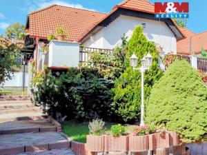 Prodej rodinného domu, Nepomyšl, 410 m2