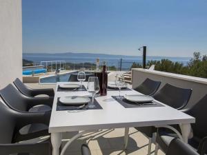 Prodej vily, Makarska, Chorvatsko, 240 m2