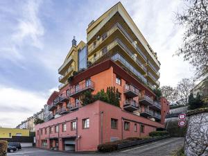 Pronájem bytu 3+kk, Praha - Břevnov, Šlikova, 110 m2