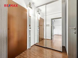 Pronájem bytu 1+kk, Praha - Chodov, Benkova, 30 m2