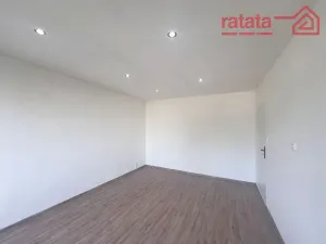 Pronájem bytu 2+1, Klášterec nad Ohří, Královéhradecká, 67 m2