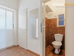 Pronájem bytu 2+1, Praha - Střešovice, Na Petynce, 77 m2