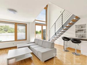 Pronájem bytu 2+kk, Praha - Libeň, U libeňského pivovaru, 46 m2