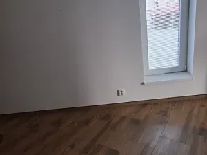 Pronájem bytu 2+kk, Praha - Čakovice, Bělomlýnská, 31 m2