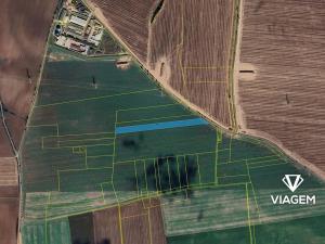 Prodej podílu pole, Klobuky, 2447 m2