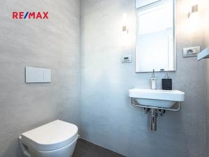 Pronájem bytu 2+kk, Praha - Strašnice, Novostrašnická, 68 m2