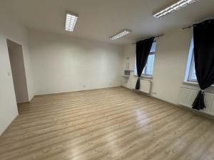 Pronájem komerční nemovitosti, Karviná, Karola Śliwky, 31 m2