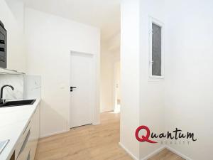 Pronájem bytu 2+1, Praha - Žižkov, Jeseniova, 44 m2