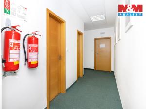 Pronájem kanceláře, Pardubice - Zelené Předměstí, 331 m2