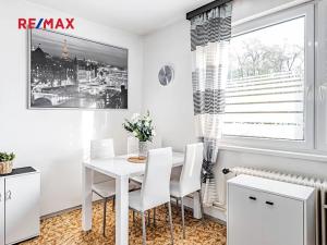 Prodej rodinného domu, Panenské Břežany, K dálnici, 202 m2