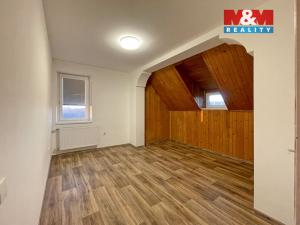 Prodej bytu 3+1, Nové Město pod Smrkem, Celní, 90 m2