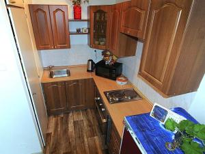 Pronájem bytu 1+kk, Praha - Háje, Hlavatého, 27 m2