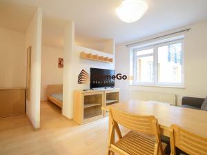 Pronájem bytu 2+kk, Praha - Vysočany, Rubeška, 46 m2