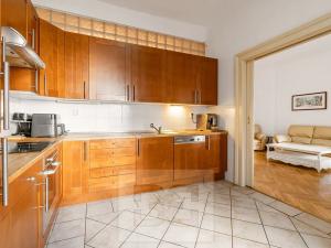 Pronájem bytu 3+1, Praha - Nové Město, Trojická, 95 m2