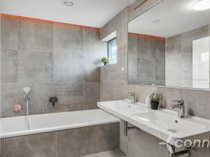 Prodej rodinného domu, Horní Bezděkov, V Ladě, 151 m2