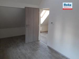 Pronájem bytu 1+1, Liberec, Na Kopečku, 36 m2