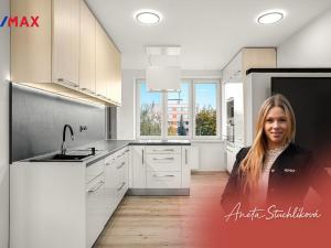 Prodej bytu 3+kk, Pardubice - Polabiny, Družstevní, 51 m2