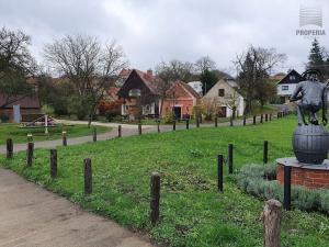 Prodej komerčního pozemku, Pouzdřany, Sklepní, 187 m2