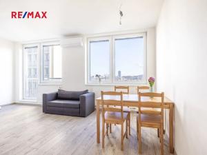 Prodej bytu 2+kk, Praha - Strašnice, Limuzská, 52 m2