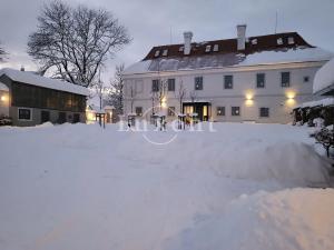 Prodej ubytování, Hluboká nad Vltavou, 1114 m2