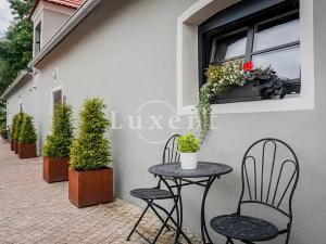 Prodej ubytování, Hluboká nad Vltavou, 1114 m2