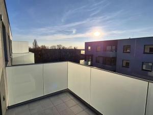 Pronájem bytu 2+kk, Praha - Prosek, Čakovická, 54 m2