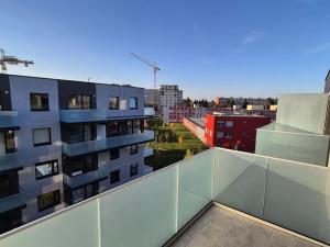 Pronájem bytu 2+kk, Praha - Prosek, Čakovická, 54 m2